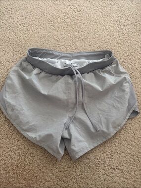 Under Armour Women's Light Gray Athletic Shorts